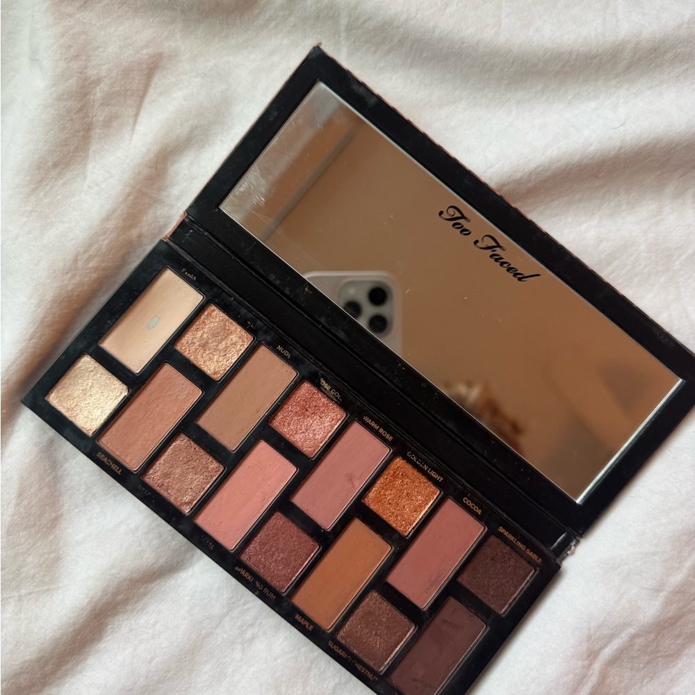 Too Faced The Natural Nudes Eyeshadow Palette